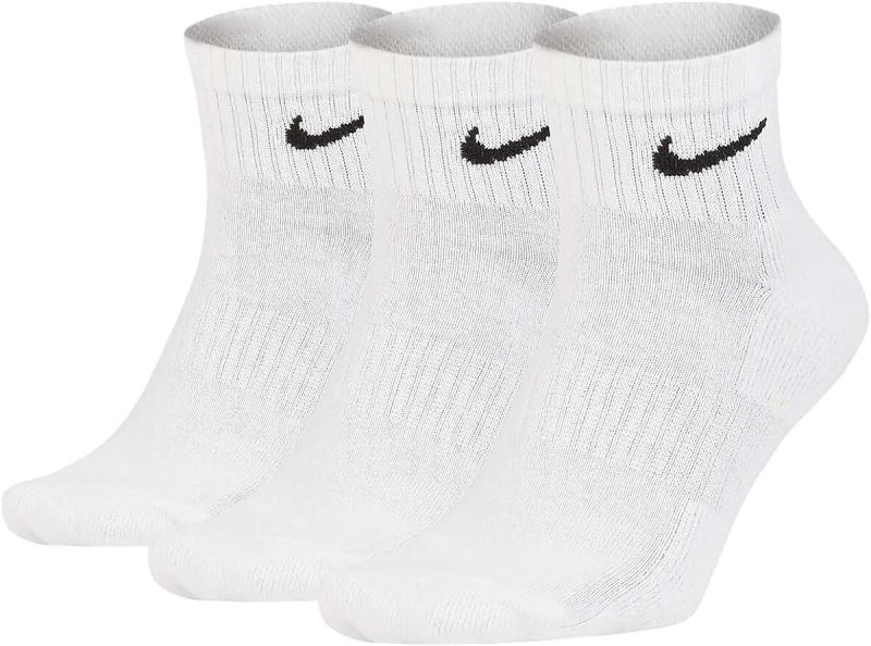 Socks That Never Let You Down: 15 Must-Have Features Of Nike Everyday Essential Socks