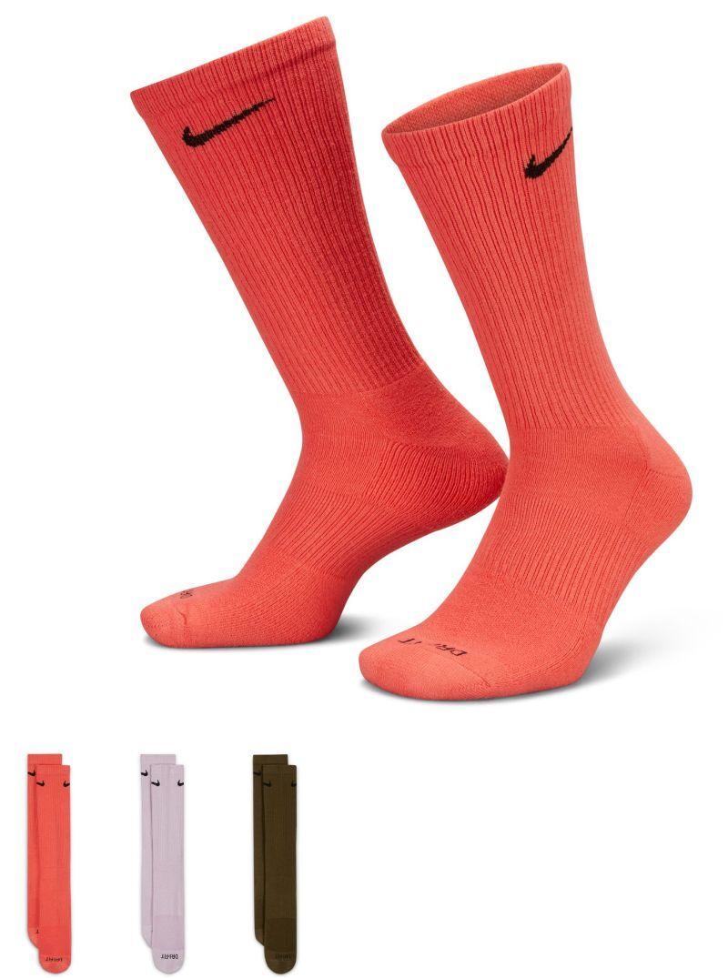 Socks That Never Let You Down: 15 Must-Have Features Of Nike Everyday Essential Socks