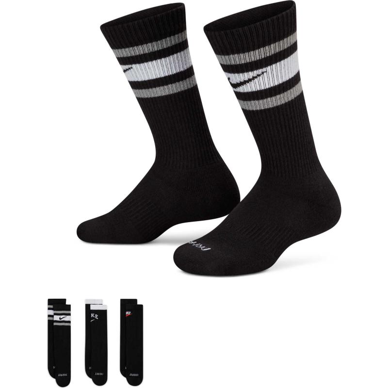 Socks That Never Let You Down: 15 Must-Have Features Of Nike Everyday Essential Socks