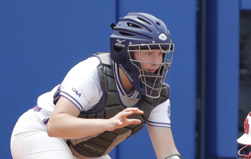 Softball Players: How Can An Evoshield Helmet Give You Maximum Focus For Your Games This Season