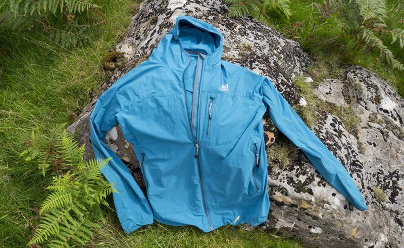Softshell Jackets For Fall Hikes: The Ultimate 15 Point North Face Softshell Jacket Guide