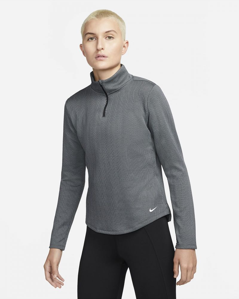 Stay Warm This Winter with Nikes Top Hyperwarm Gear