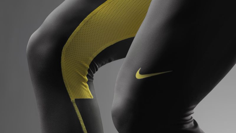 Staying Warm This Winter with Nikes Pro Hyperwarm Line