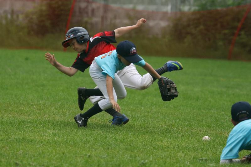 Stop bruises cold with one easy trick: Find the best chest protectors for youth baseball