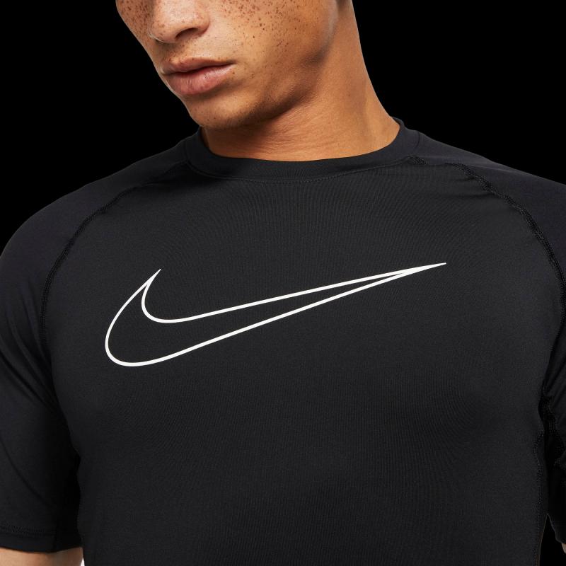 Struggling To Find The Best Nike Pro Slim Fit Workout Shirts For Men. Discover 15 Key Features To Look For