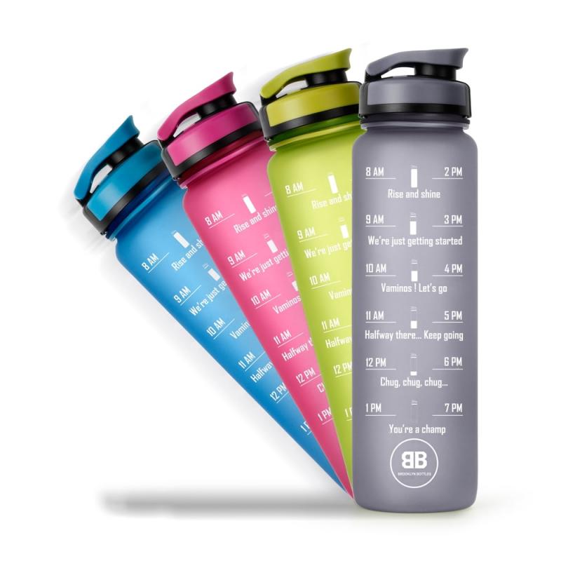 Struggling With Hydration. The 7 Must-Have Features Of The Best 32 oz Water Bottles