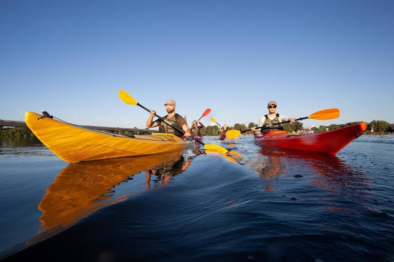 The Best Kayaks For Your Family of 4: How To Pick The Perfect Option for Adventures on The Water