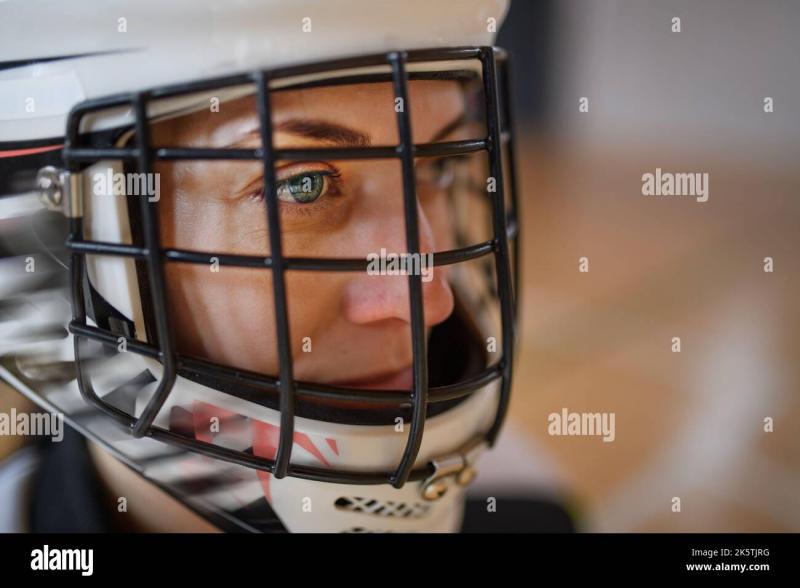 The Best Lacrosse Goalie Helmet in 2023: How to Choose a Head Protection That Fits Your Needs