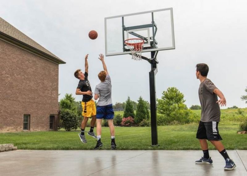 The Best Portable Lacrosse Rebounders For Improving Your Skills at Home This Year