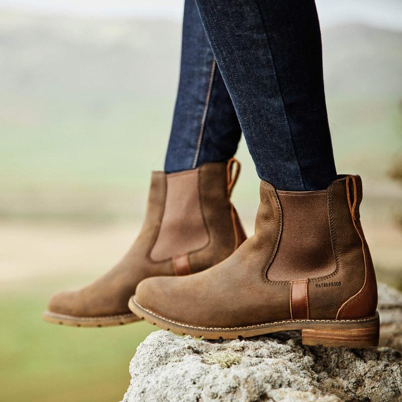 The Best Western Boots for Any Weather in 2023: Why Ariat