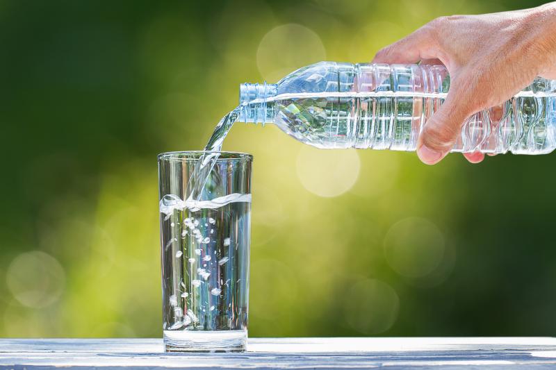 The Perfect Amount of Water To Drink Daily: Why You Should Use a 1-liter Water Bottle