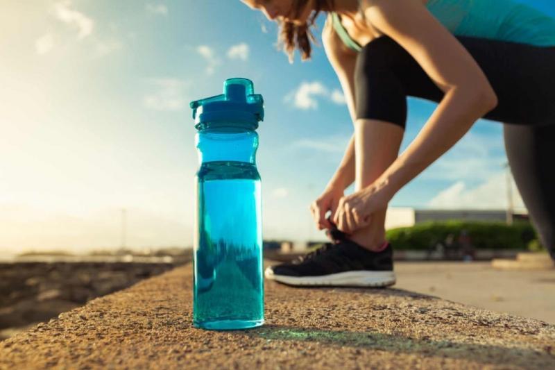 The Perfect Amount of Water To Drink Daily: Why You Should Use a 1-liter Water Bottle