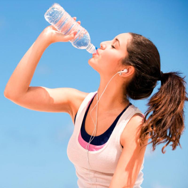 The Perfect Amount of Water To Drink Daily: Why You Should Use a 1-liter Water Bottle