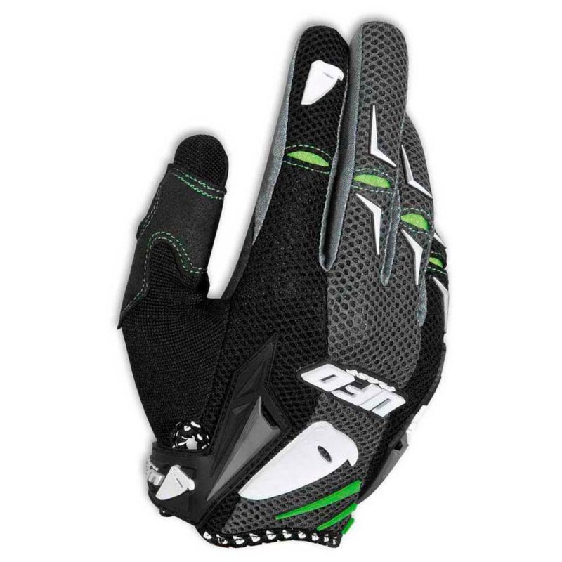 The Ultimate Guide to Nike Lacrosse Gloves in 2023