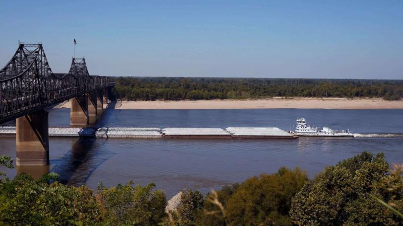 The Ultimate Mississippi River Boating Trip: 10 Amazing Places You Must See