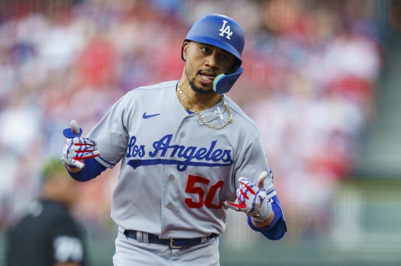 The Ultimate Mookie Betts Baseball Glove Guide: How to Choose Like The Dodgers All-Star