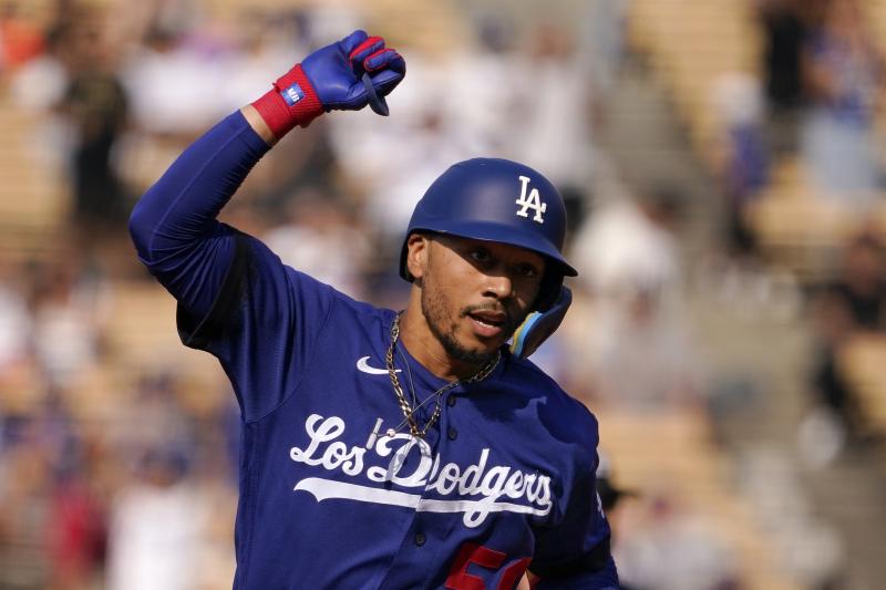 The Ultimate Mookie Betts Baseball Glove Guide: How to Choose Like The Dodgers All-Star