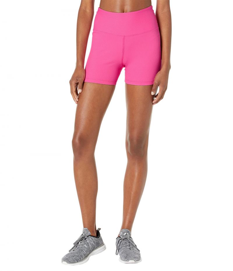 Thinking of Buying Youth Shorts This Year: How to Find the Perfect Pair for Your Athletic Child