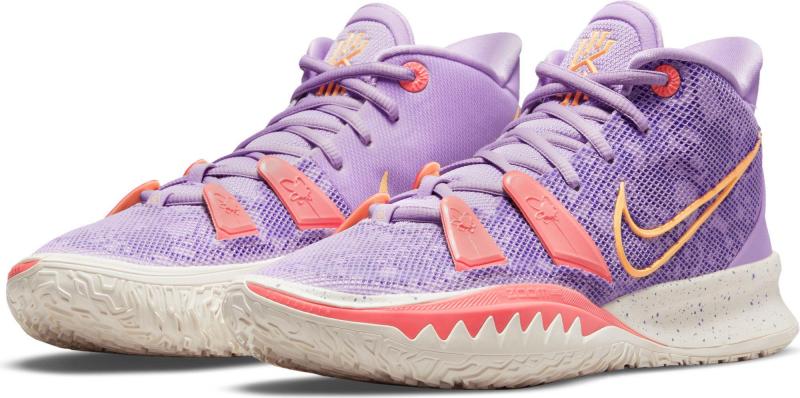 Thinking of Kyrie 7 Basketball Shoes. Here are 15 Best Features