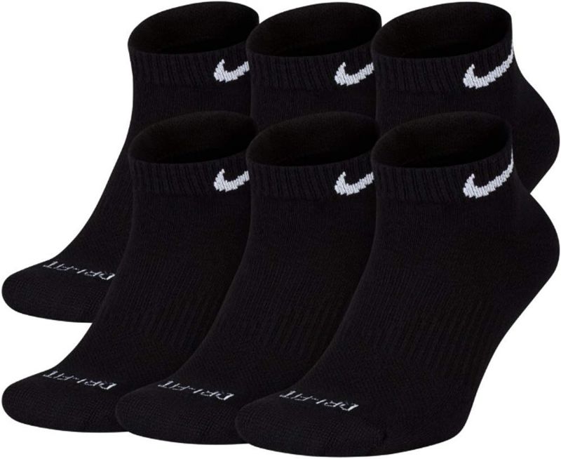 Top Features of Nike Everyday Plus Cushioned No Show Socks For Athletes