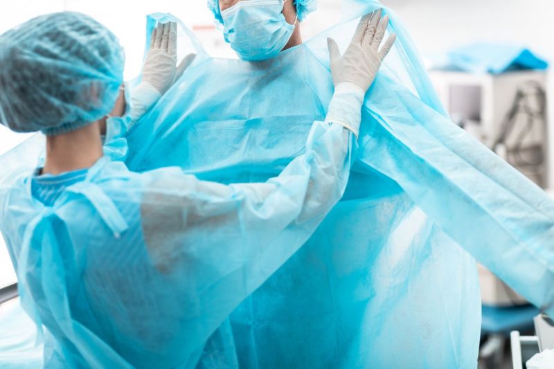 Top Isolation Gowns For Healthcare Workers