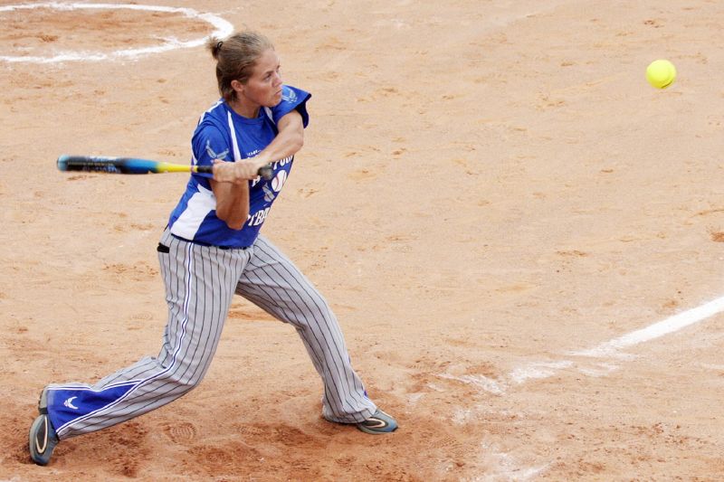 Top Softball Bats For Optimal Performance During The Game
