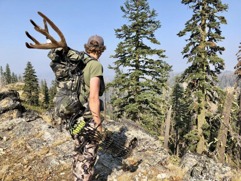 Tracking The Wilderness: How To Choose The Best Elk Tracker Boots For Hunting