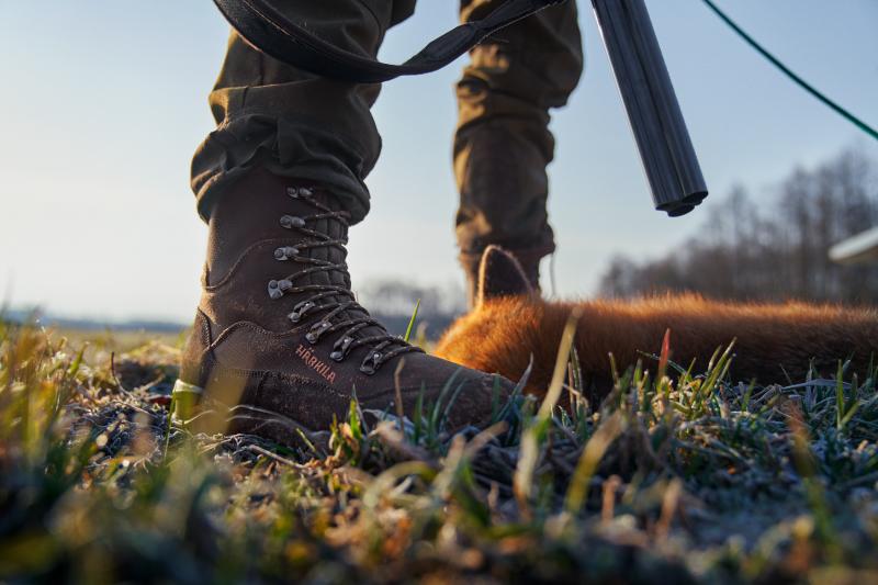 Tracking The Wilderness: How To Choose The Best Elk Tracker Boots For Hunting