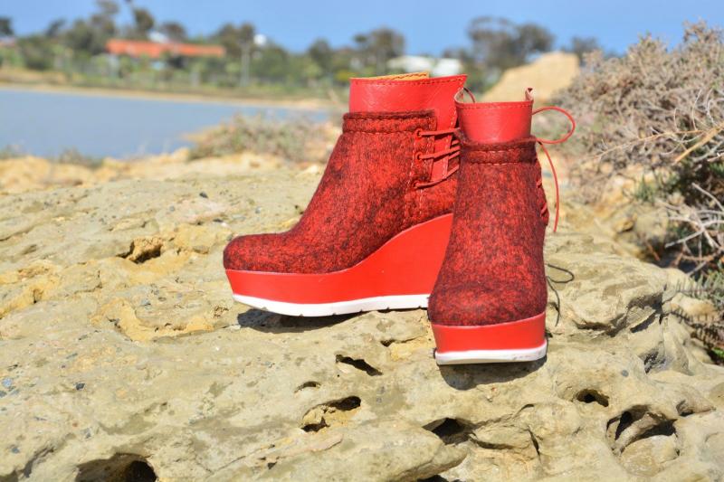 Transform Your Boots With Felt: Discover How To Make Your Footwear Cozier And Warmer