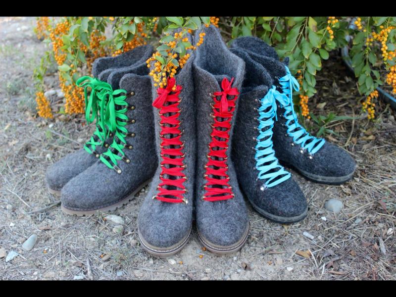 Transform Your Boots With Felt: Discover How To Make Your Footwear Cozier And Warmer
