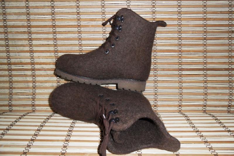 Transform Your Boots With Felt: Discover How To Make Your Footwear Cozier And Warmer