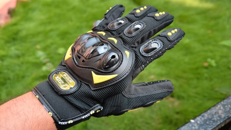 TrueSource Lacrosse Gloves  A Guide To Impressive Design Quality  Performance