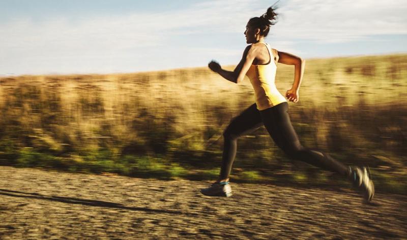 Try Our Secret to Run Faster This Year: Brooks Levitate 4 Black and White