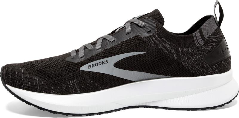 Try Our Secret to Run Faster This Year: Brooks Levitate 4 Black and White