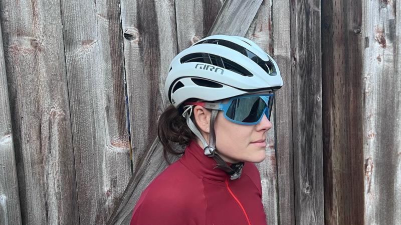 Uncovering the Secrets of the Giro Bronte: The Cycling Helmet You