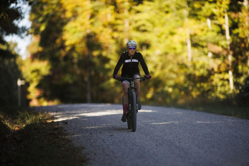 Uncovering the Secrets of the Giro Bronte: The Cycling Helmet You