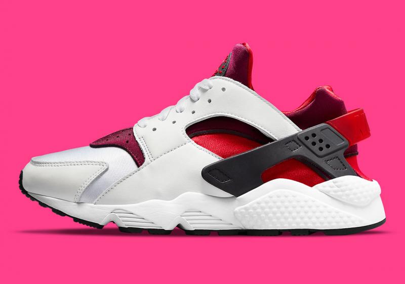 Unique Red Nike Gear Worth Buying in 2023: Discover Rare Finds Like Mens Huarache and More