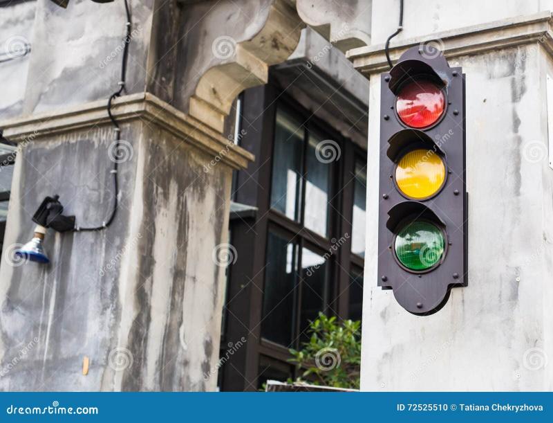 Unlock the Secret to Decorating with Traffic Lights This Year