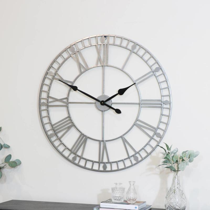 Unusual Clocks To Spice Up Your Home Décor: Skeleton Wall Clocks And Roman Numeral Clocks You