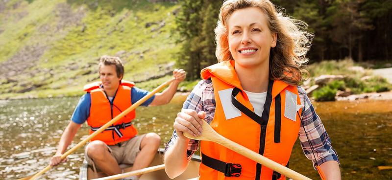 Want a Safer Kayaking Trip This Summer. Find the Best Mesh Life Vest