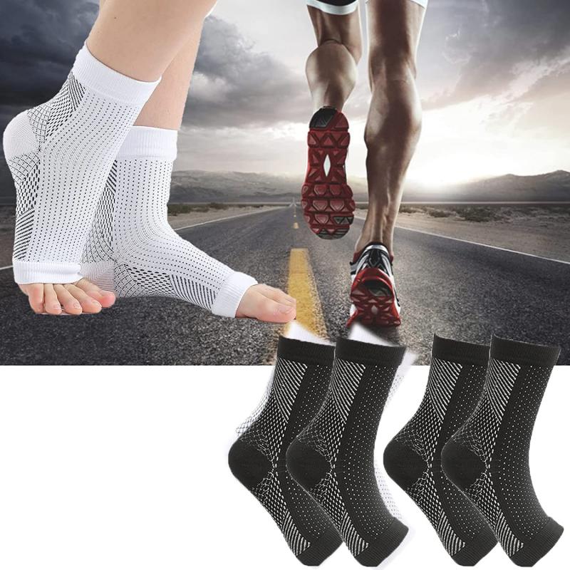 Want Breathable Yet Durable Socks for Your Active Days: Under Armour Performance Tech Socks Are What Your Feet Need