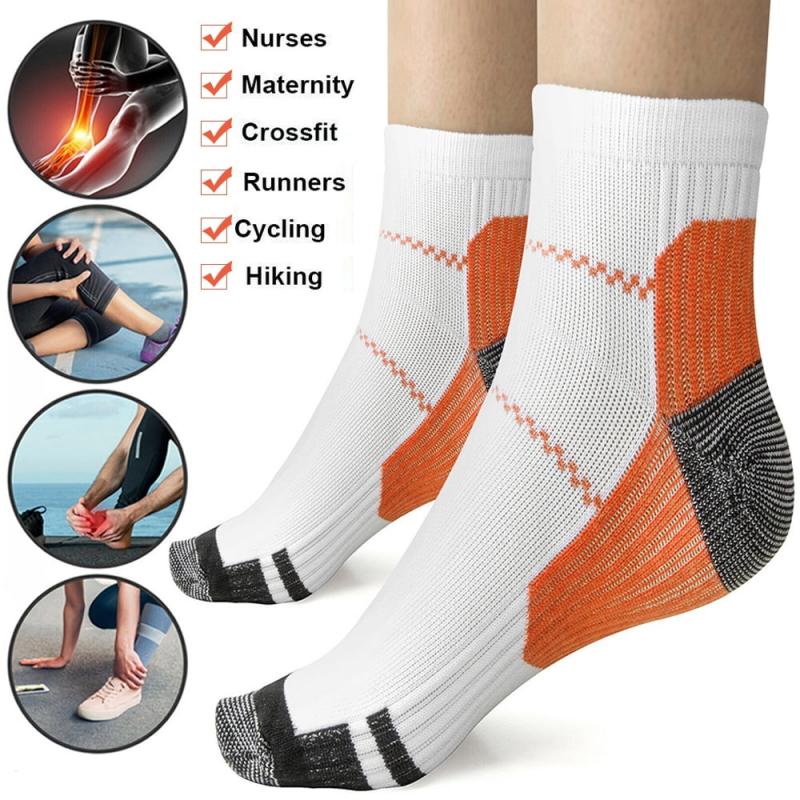 Want Breathable Yet Durable Socks for Your Active Days: Under Armour Performance Tech Socks Are What Your Feet Need