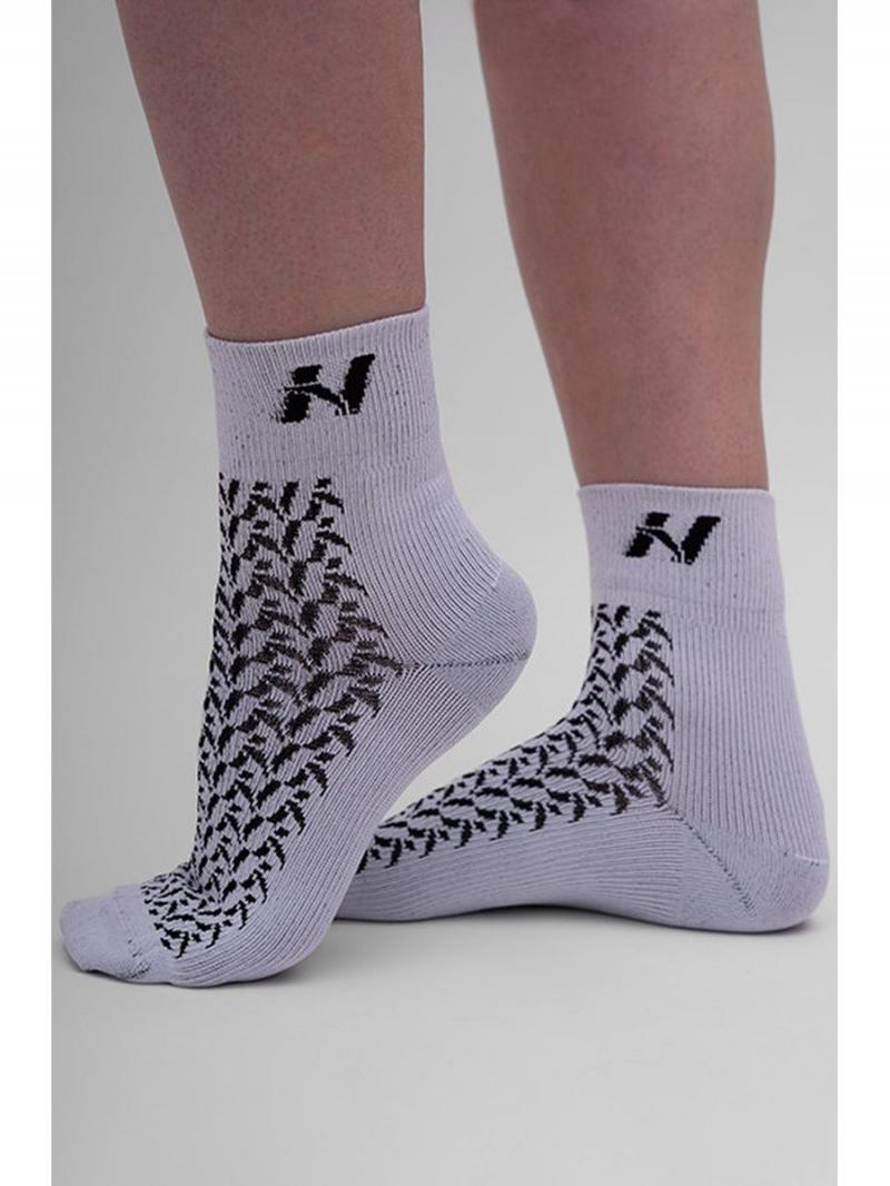 Want Breathable Yet Durable Socks for Your Active Days: Under Armour Performance Tech Socks Are What Your Feet Need