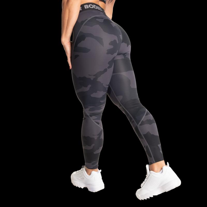 Want Every Leggings to Have Pockets: The 15 Best Leggings With Phone Pockets of 2022