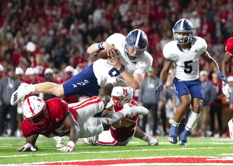Want More Live College Football: Discover the Top 15 Ways to Stream NCAA Games This Fall