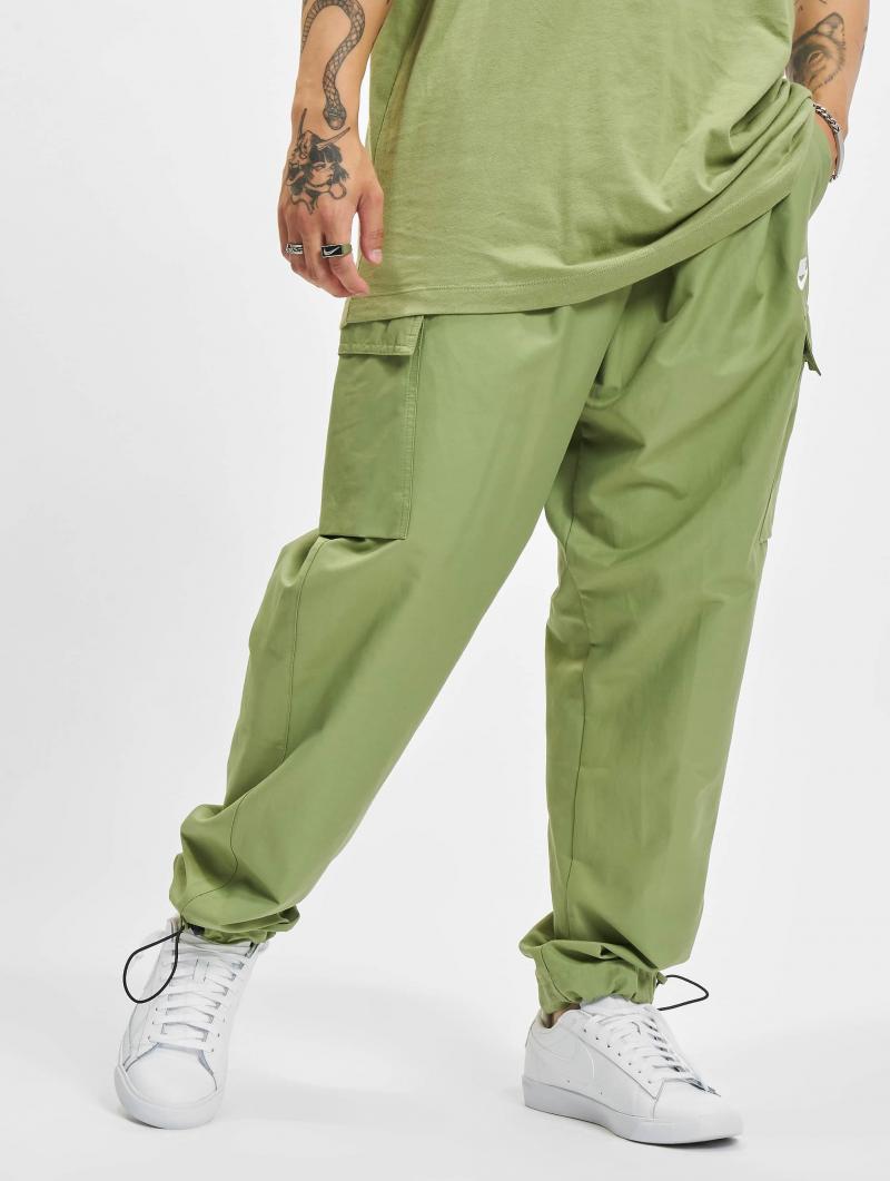 Want Popular Green Nike Sweatpants & Sweatsuits for Less: Why Trying These 15 Hacks & Tips This Season Is a Must