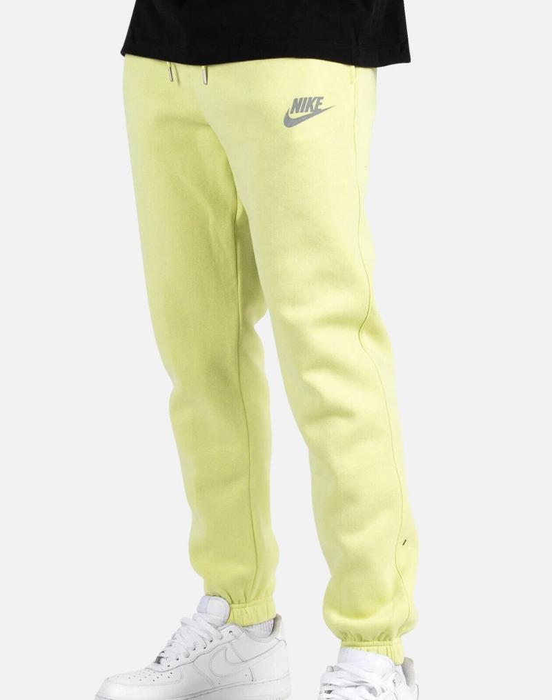 Want Popular Green Nike Sweatpants & Sweatsuits for Less: Why Trying These 15 Hacks & Tips This Season Is a Must