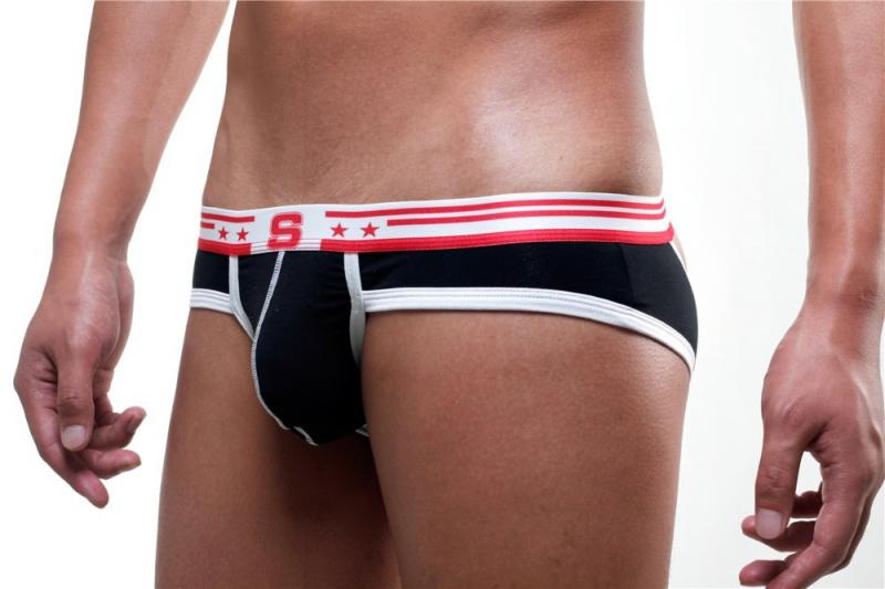 Want the Best Boxer Briefs For Men. Nail Your Undies Style With These 15 Essentials