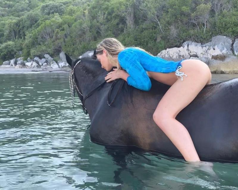 Want The Best Bra For Horse Riding. Find Out Here