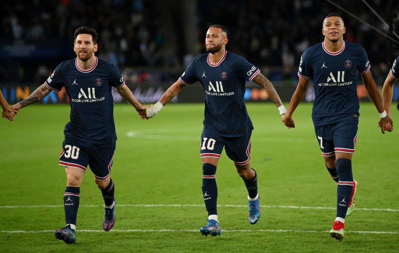Want The Best Soccer Ball For PSG Fans. Learn This First